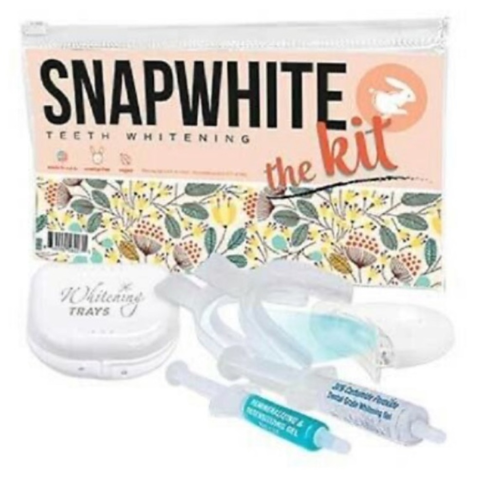 NEW SNAPWHITE Teeth Whitening The Kit